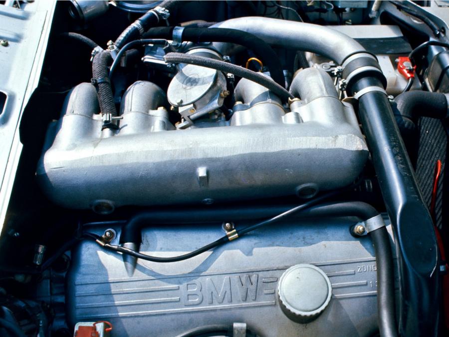 BMW 2002 Turbo 1974 года  (фото 17 из 19)